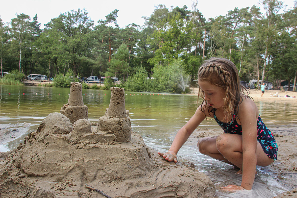 zwemvijverplek Landgoedcamping Het Meuleman